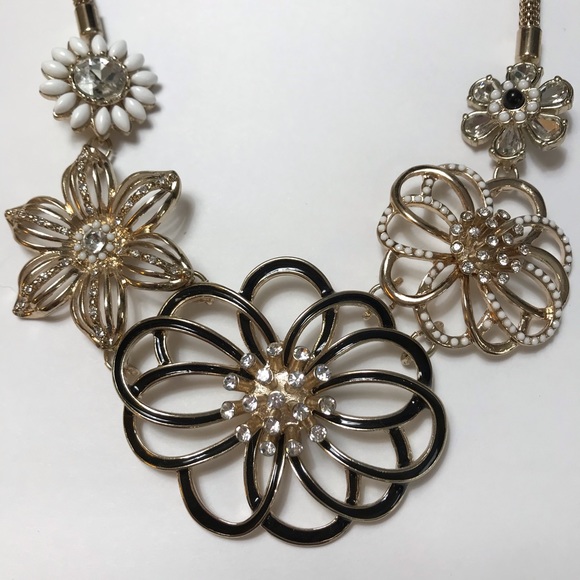 Liz Claiborne Gold/Black/Jeweled Floral Necklace - Picture 6 of 9